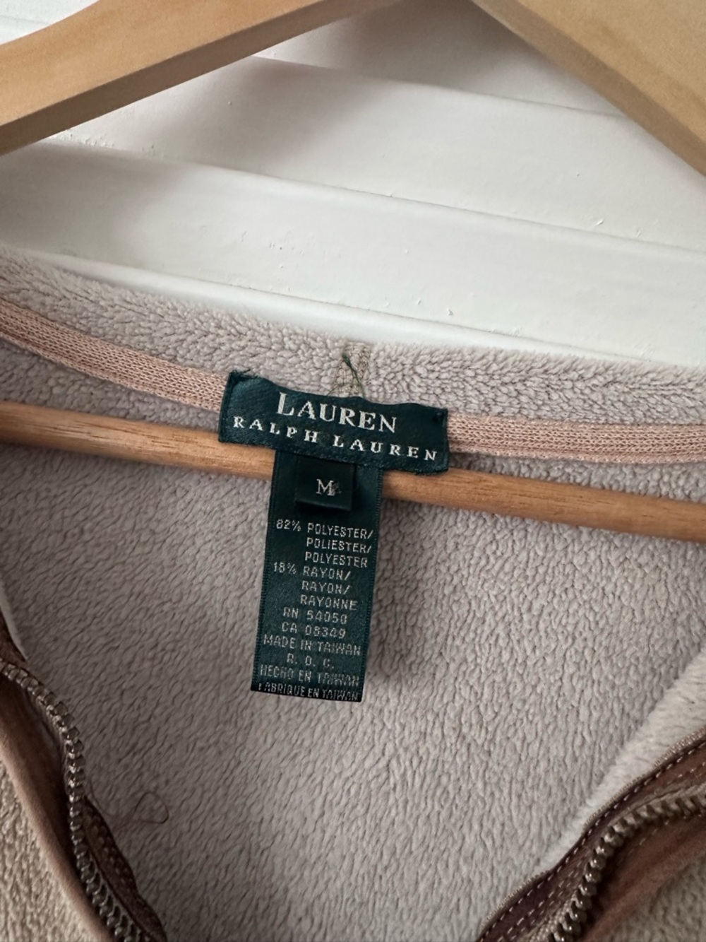 Ralph Lauren Fleece quarter-zip hoodie, tan, leather RL patch at hem, Medium - Picture 2 of 4